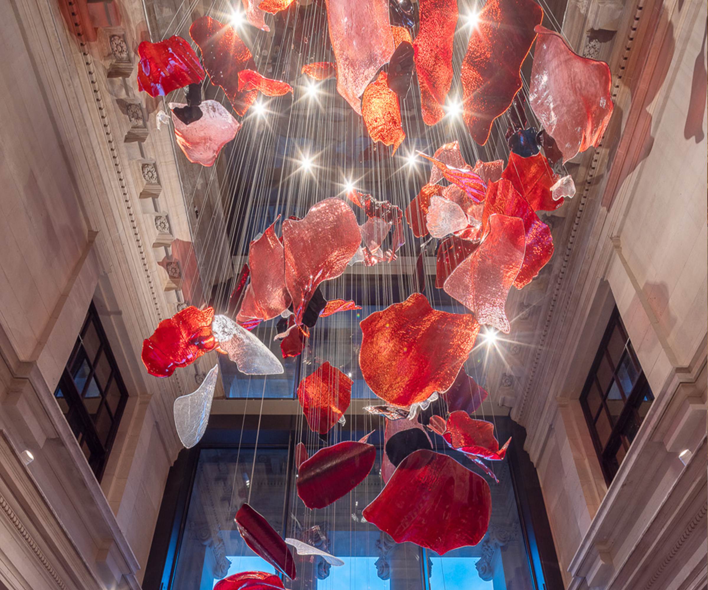 ROSSO red glass forms close to the window bay