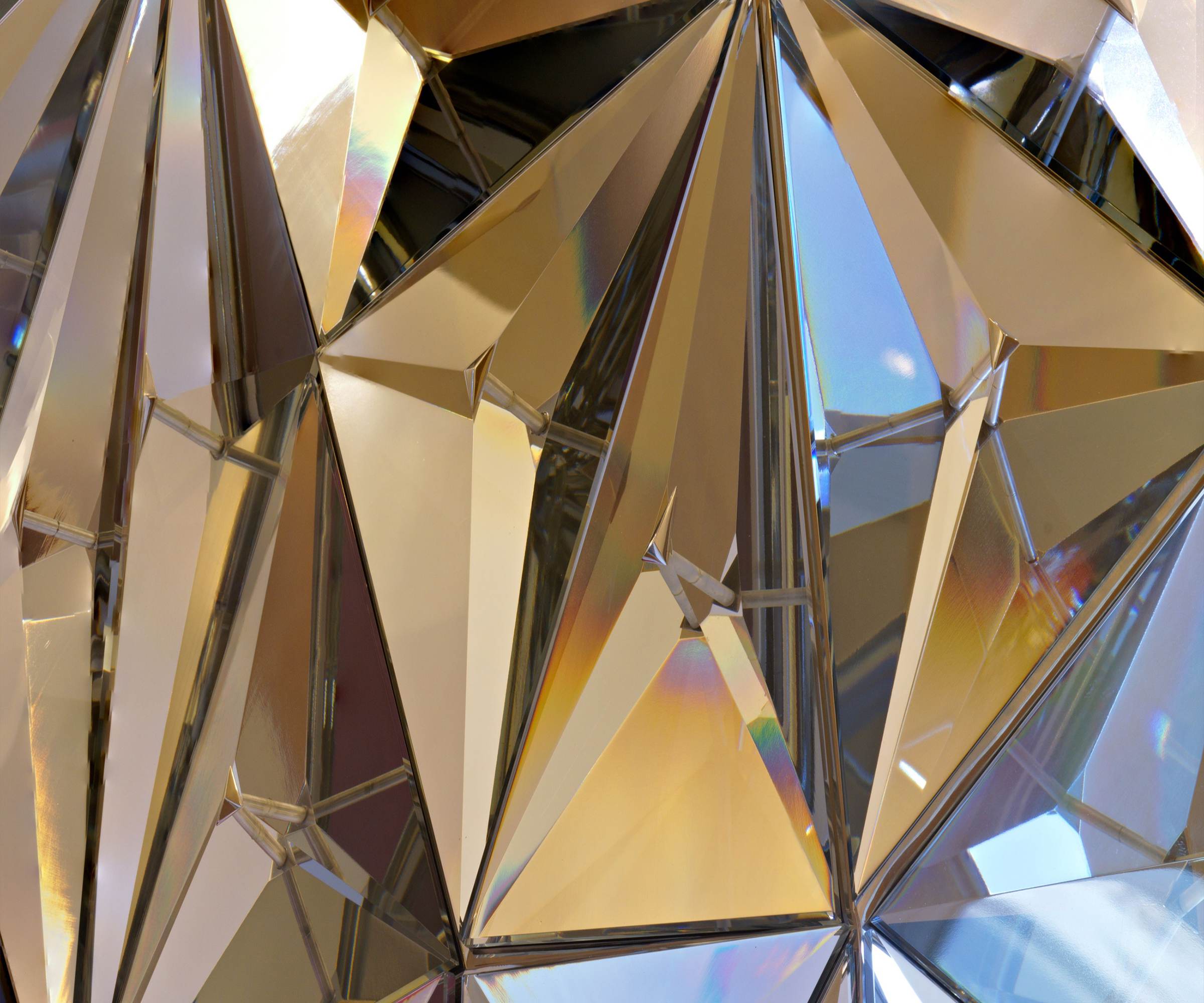 DIAMANTE faceted crystal pendant light by SHUCHUANG, close view of the mirrored facets