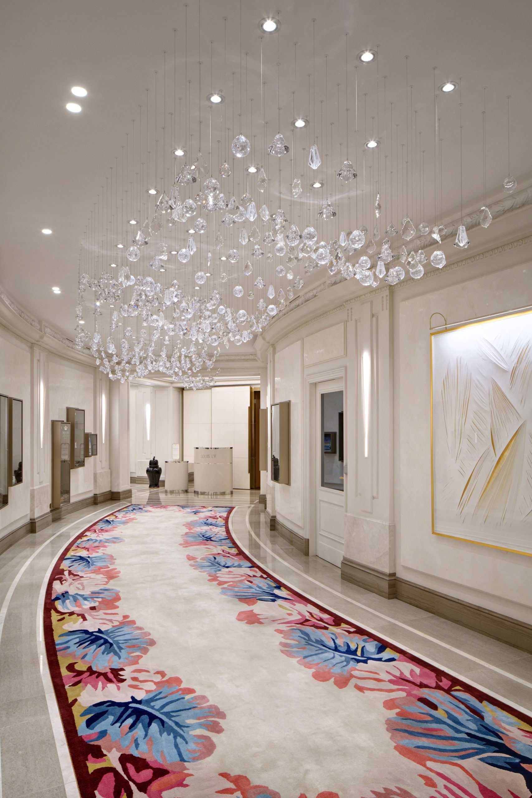 GLACIER ceiling light following the corridor turn