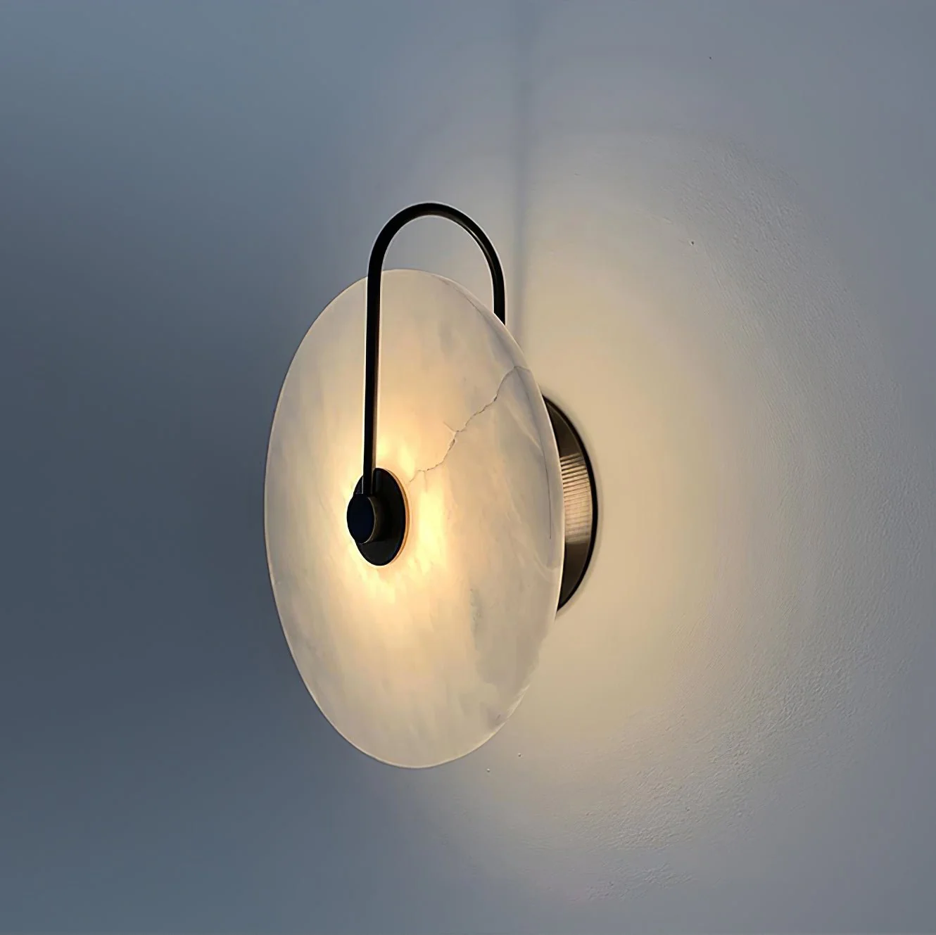 LUCIANA alabaster pendant light, seamless stone joins
