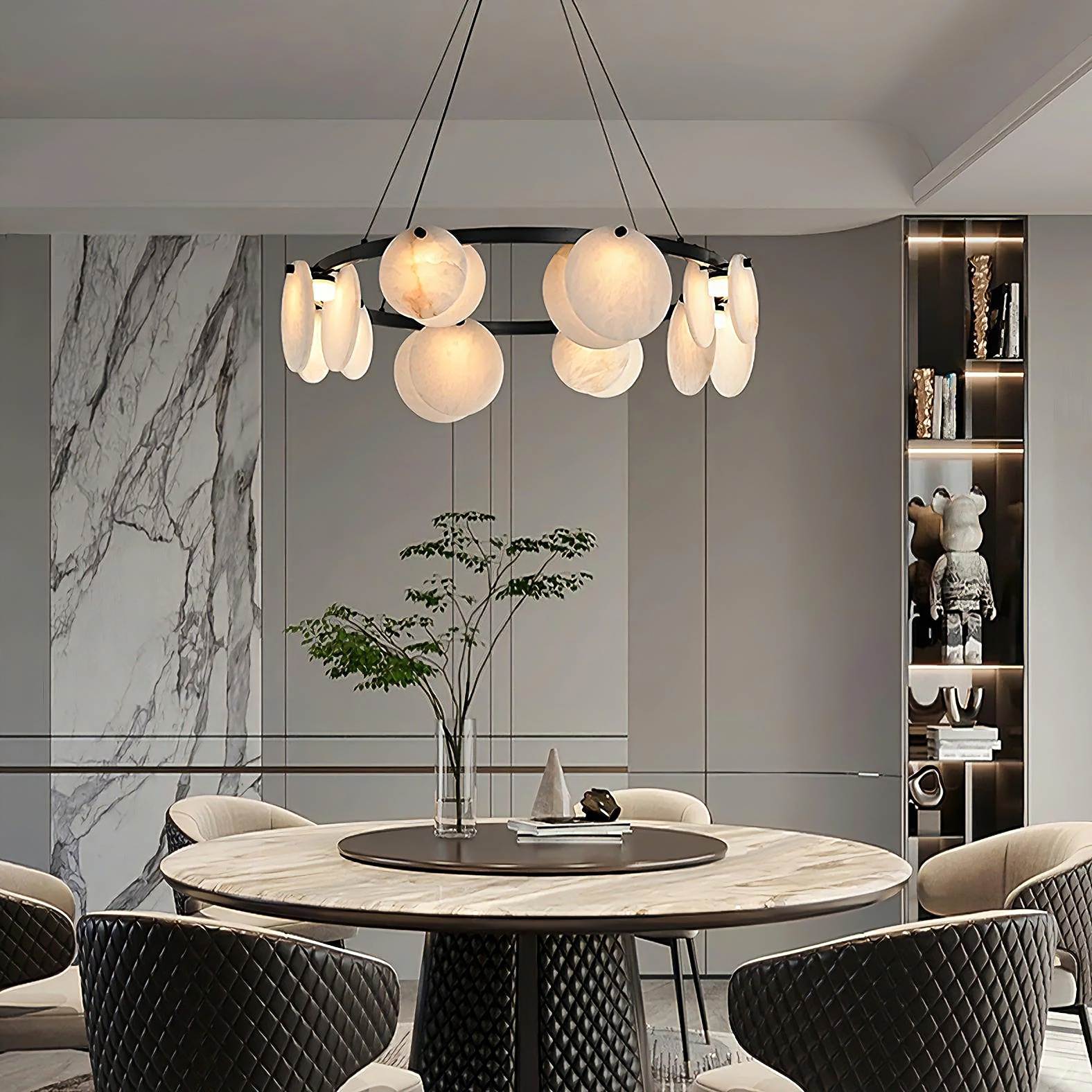 ORION alabaster pendant light, stone veining detail