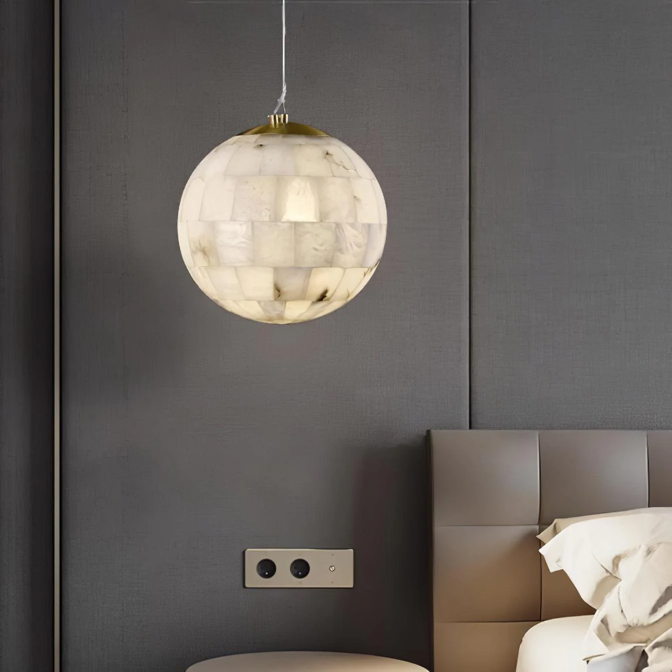 SEVILLE alabaster pendant light, warm glow detail